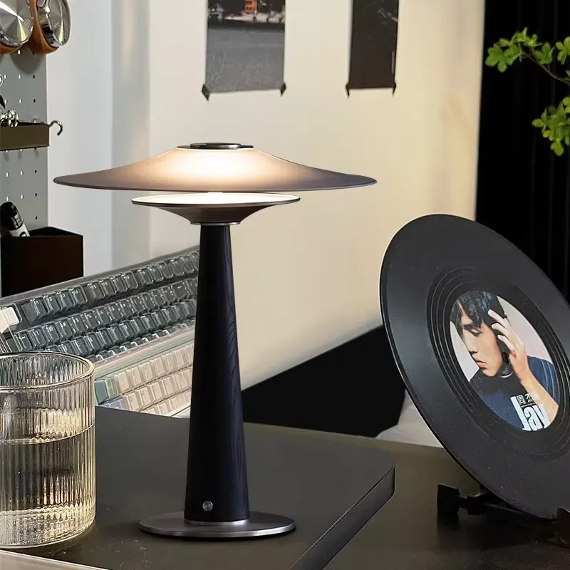 Luminária de Mesa de Designer  - Solar Lamp avaliação e preço
